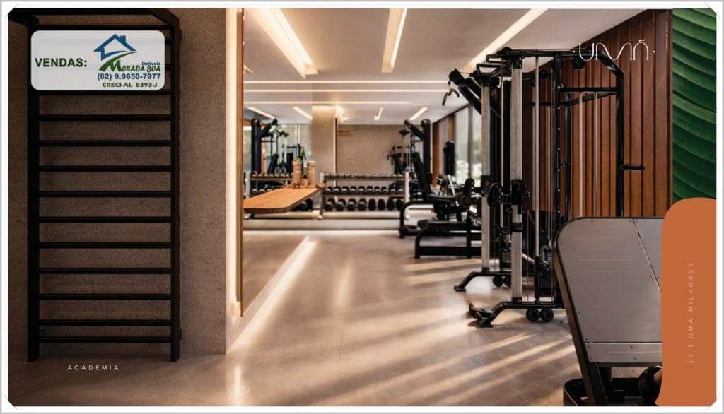 Sala de academia moderna com equipamentos de musculação, iluminação suave e paredes em tons neutros, promovendo um ambiente acolhedor.